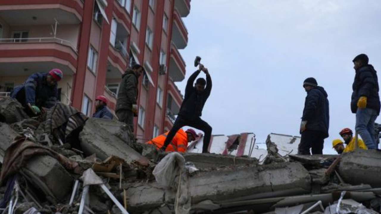Թուրքիայում երկրաշարժից շատ տուժածներ ապաստան են գտել Սուրբ Կիրակոս եկեղեցում